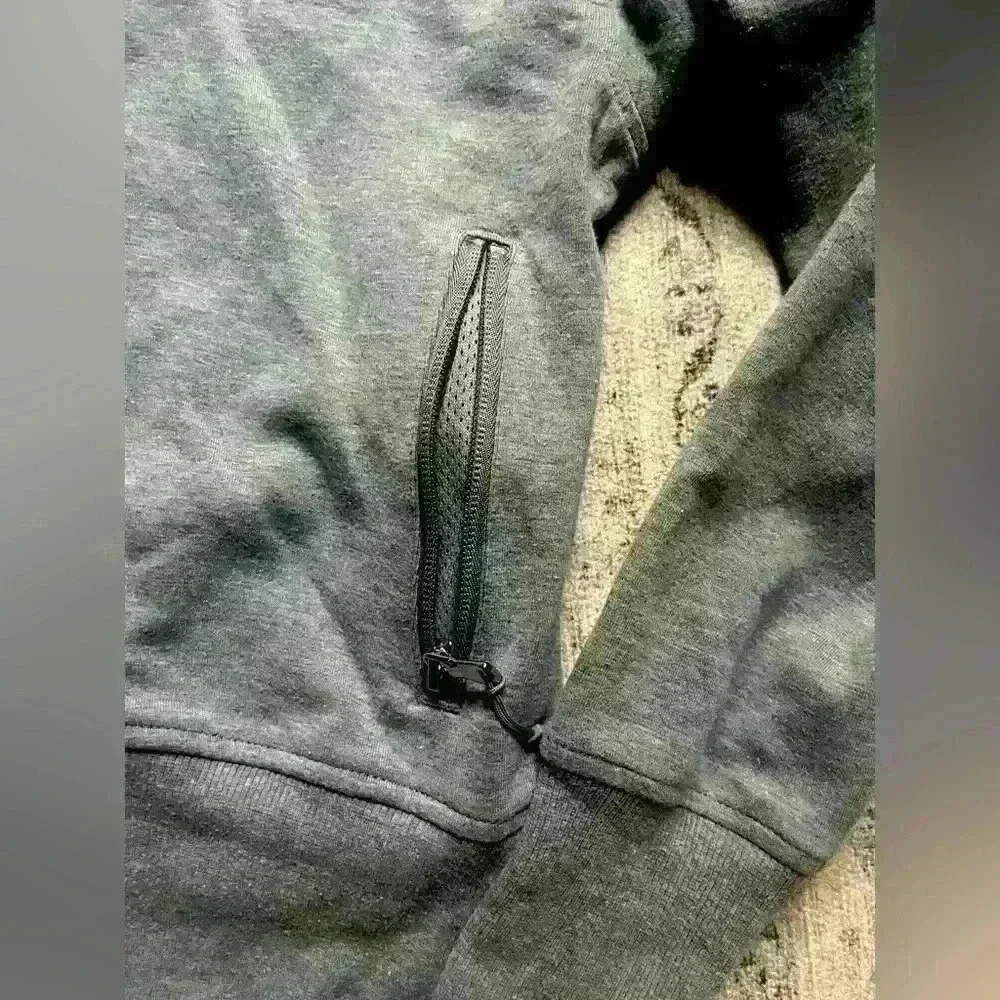 Hooded activewear zip-up sweatshirt - Picture 3 of 3